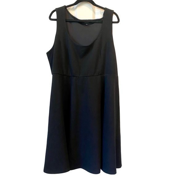 Torrid Black Sleeveless Skater Dress Scoop Neckline Stretch Plus Size 3X - Picture 4 of 9